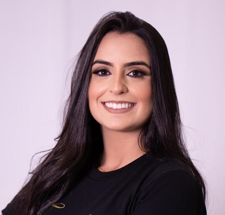 Farmacêutica Amanda Costa Pereira – CRF/MG – 51888